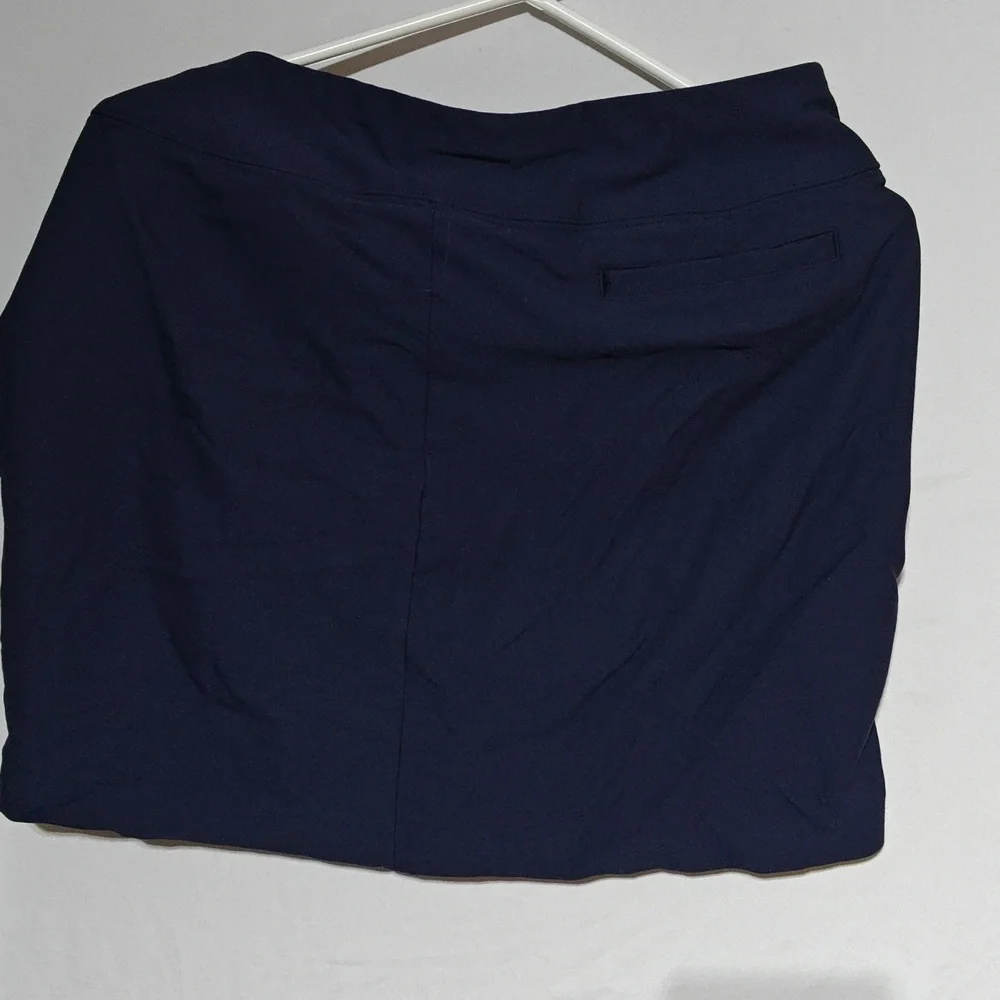 Women's plus size skort - Picture 2 of 3
